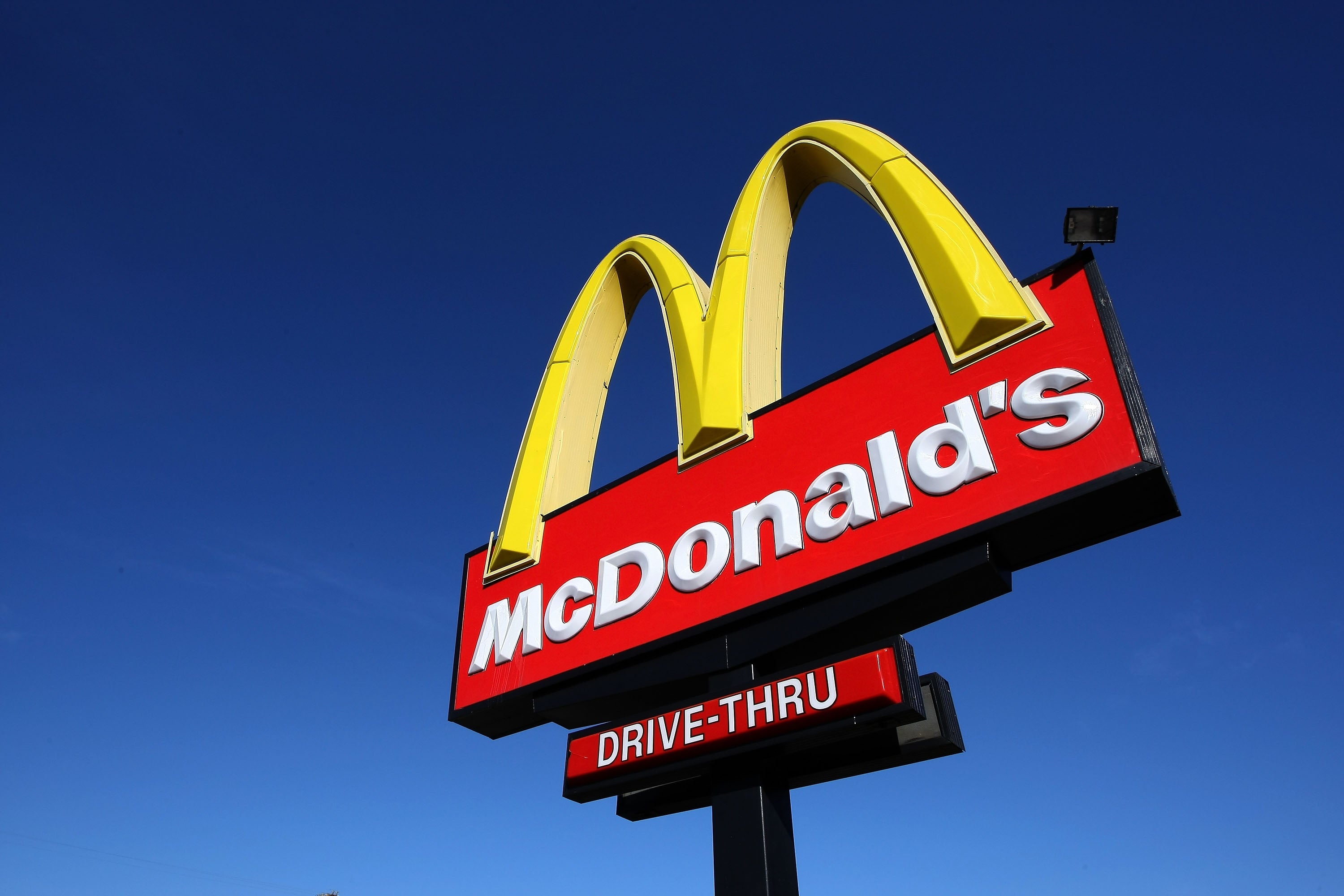 pix11-news-on-twitter-a-mcdonald-s-worker-in-east-harlem-was