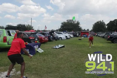 Bucs Tailgate 8