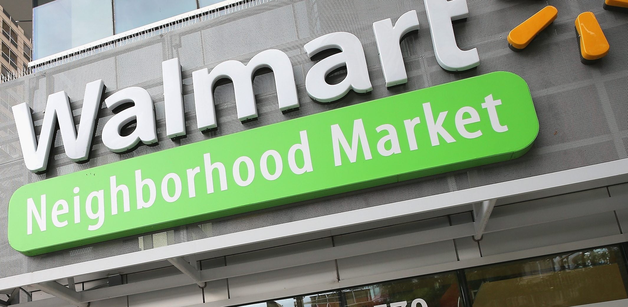 Walmart Neighborhood Market Employee Shot In Pinellas Park