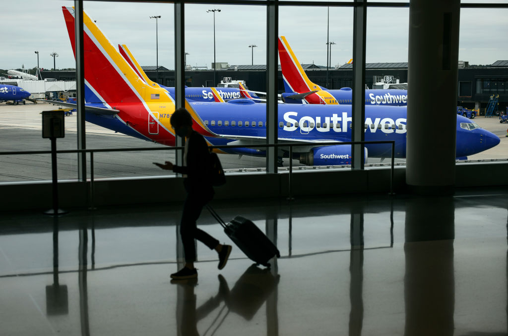 Southwest Airlines Experiences Major Flight Cancellations Across U.S.