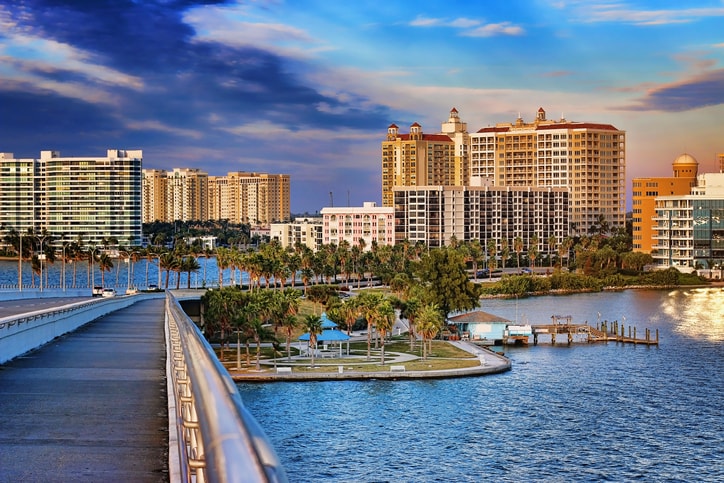 Going toward Downtown Sarasota from from the Ringling Bridge