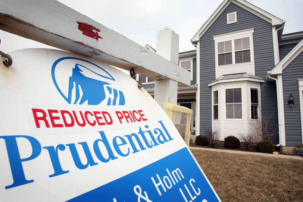 Home Prices Fall Sharply During First Month Of Year